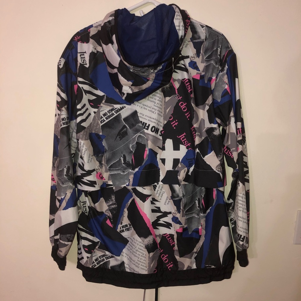 NIKE RUNNER JACKET - Picture 2 of 3